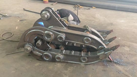 CE Antiwear الميكانيكية الاستيلاء للحفارة ،  Jcb Liebherr الخردة المعدنية الاستيلاء