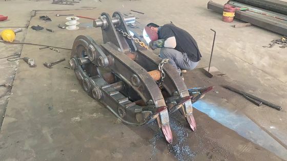 CE Antiwear الميكانيكية الاستيلاء للحفارة ،  Jcb Liebherr الخردة المعدنية الاستيلاء