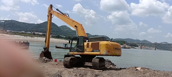 حفارة التجريف النهري ذراع الوصول الطويل لشركة Hitachi CAT Doosan CAT SANY Kobelco