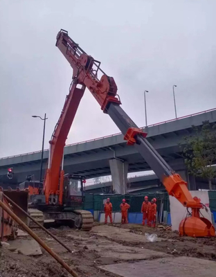 ثلاثة أقسام تلسكوبية ذراع مضخة الخرسانة حفارة طويلة تصل إلى CAT Hitachi Kobelco