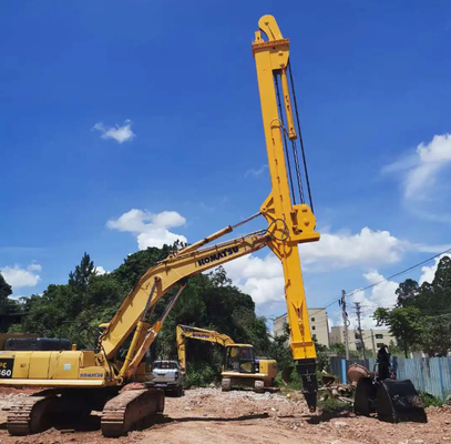 ثلاثة أقسام تلسكوبية ذراع مضخة الخرسانة حفارة طويلة تصل إلى CAT Hitachi Kobelco