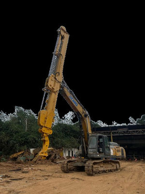 الحفرة القابلة للتخصيص XE370 ذراع تلسكوبية ثلاثية المراحل BS900 مواد أخف وزناً فعالة في حمل دلو أو قبضة 37T