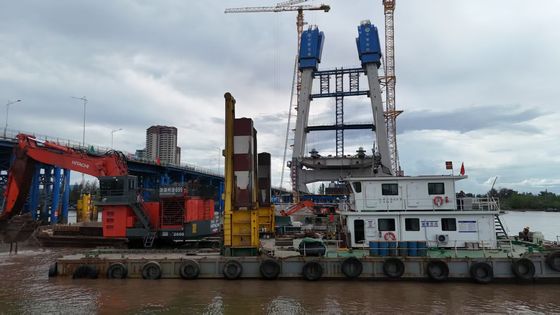 ذراع حفرة ذراع طويلة مع دلو وسيلندر لـ  KOBELCO هيتاشي